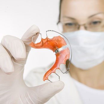 orthodontic retention
